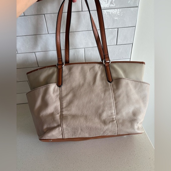 Tignanello Cream Brown Large Leather Tote Bag Purse Pebbeled Shoulder Handbag - Picture 2 of 9